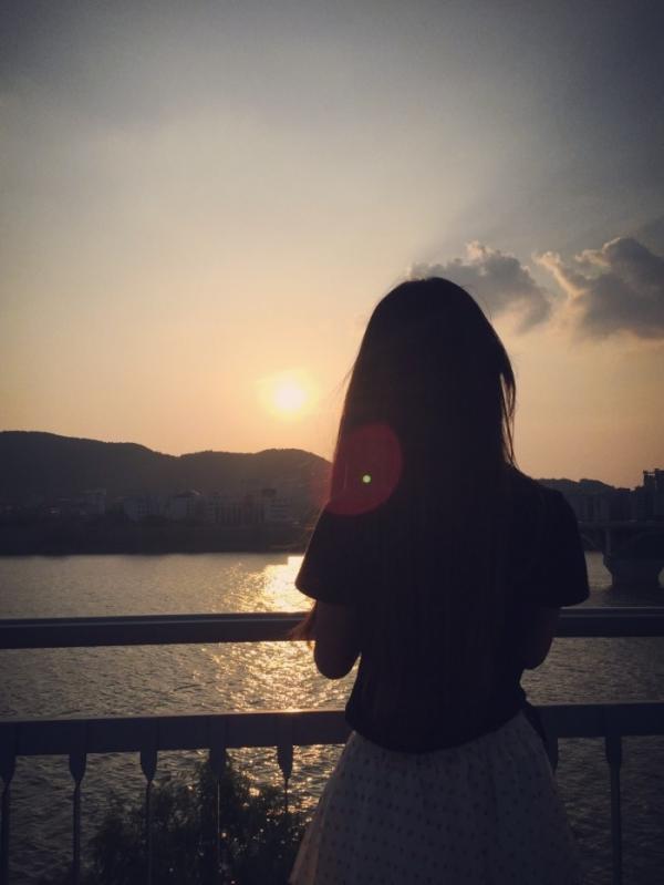 红叶在山那边【西窗剪烛】