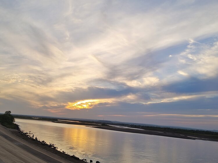 雪儿🎤V娱热点