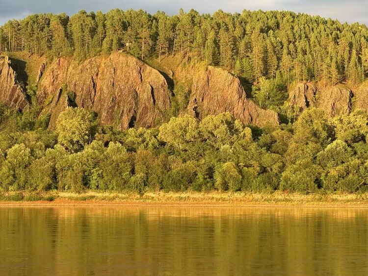 雪儿🎤V娱热点