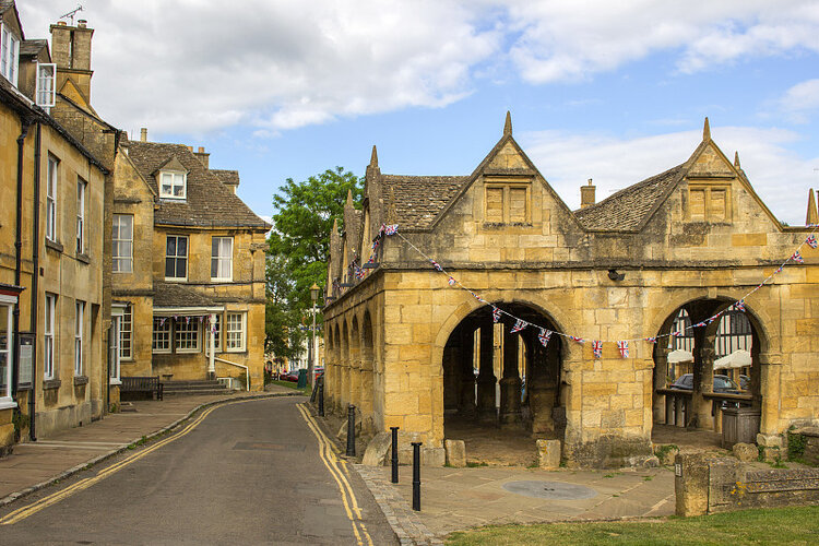 双城两界游走者