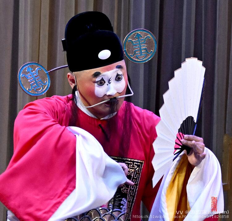 京艺💫家族长(yan)