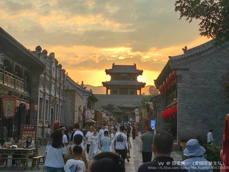 百里淘一（爱国军旅文坛）