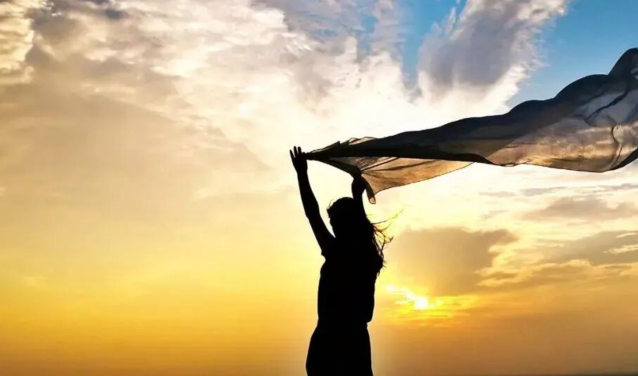 雪儿🎤V娱热点