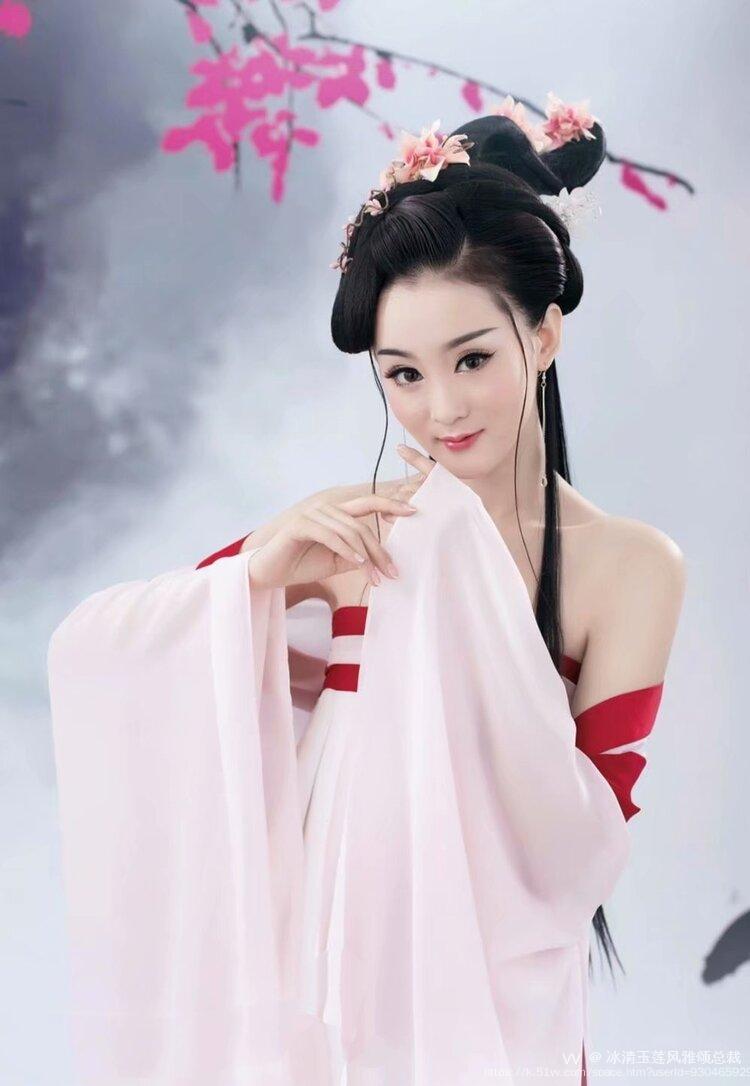 冰清玉莲风雅颂总裁