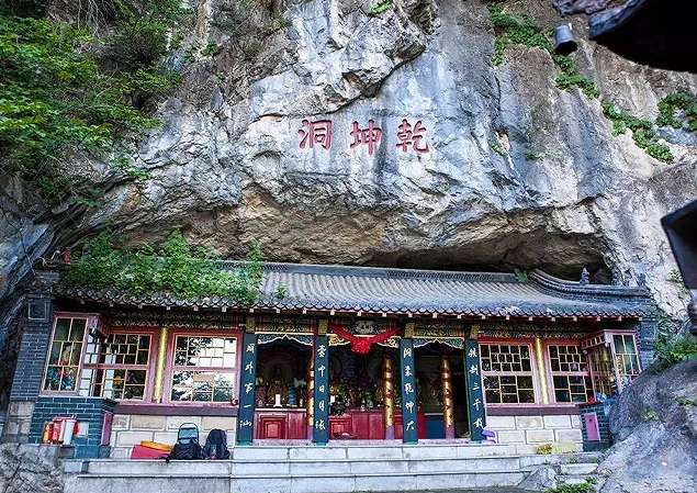 雪儿🎤V娱热点