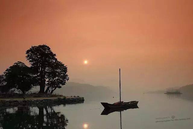 舟子的悲歌余光中