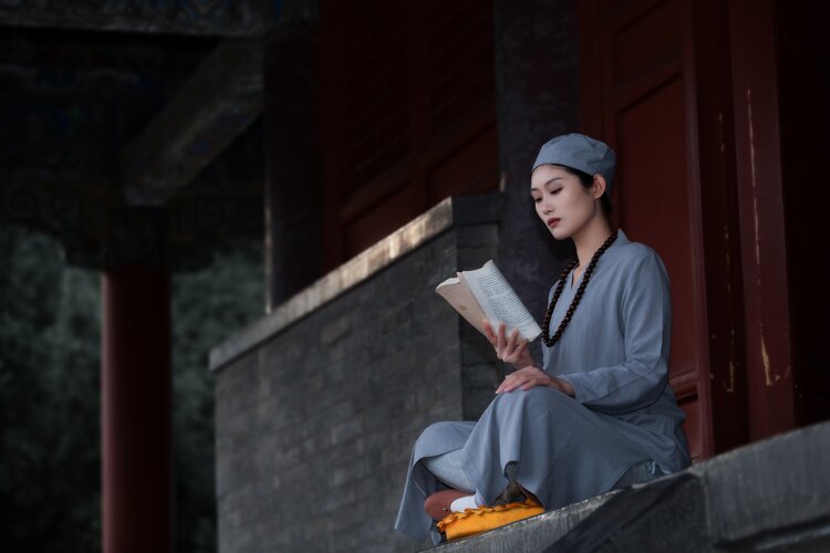 03拍摄地点 正定大佛寺摄       影 山锋出镜美女 晓雅组织妆造 五月