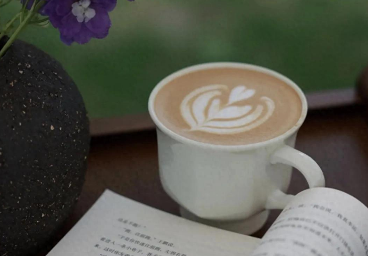 小浅🎤V娱热点