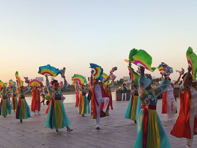 雪儿🎤V娱热点