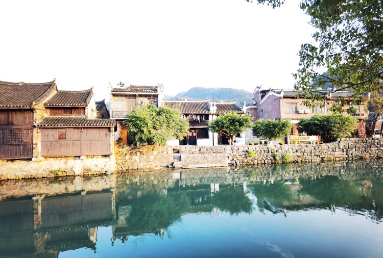 衡阳常宁百万樱花园→永州宁远文庙→道县→江永上甘棠古村→桂林恭城