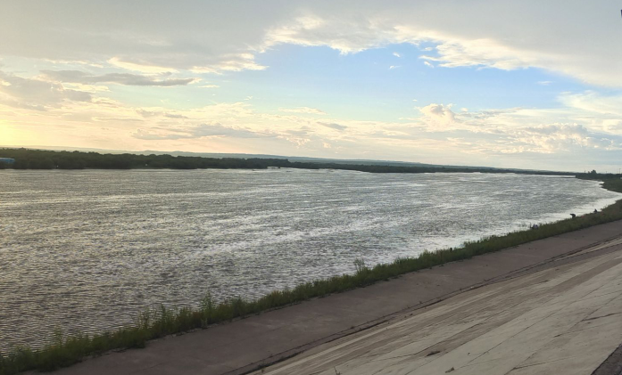 雪儿🎤V娱热点