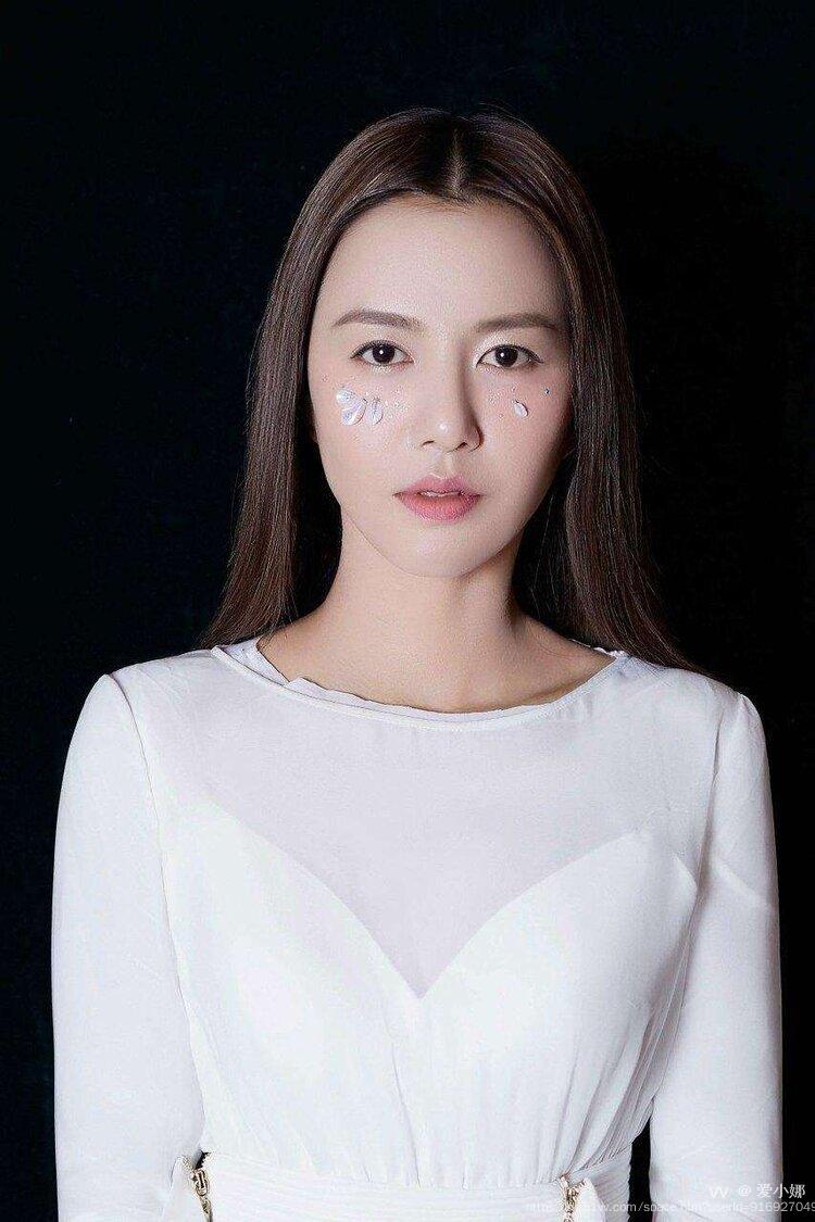 爱小娜