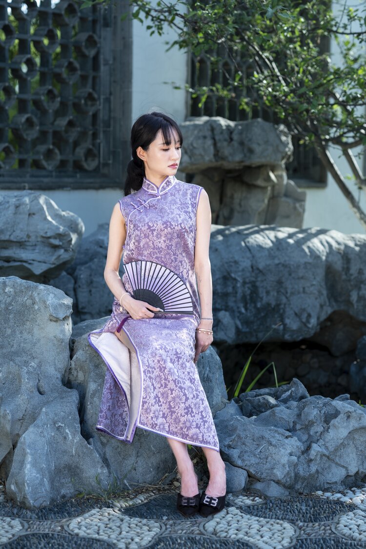 穿旗袍的女孩出镜美佳组织飘逸摄影制作弄潮人像时间2022年5月28日