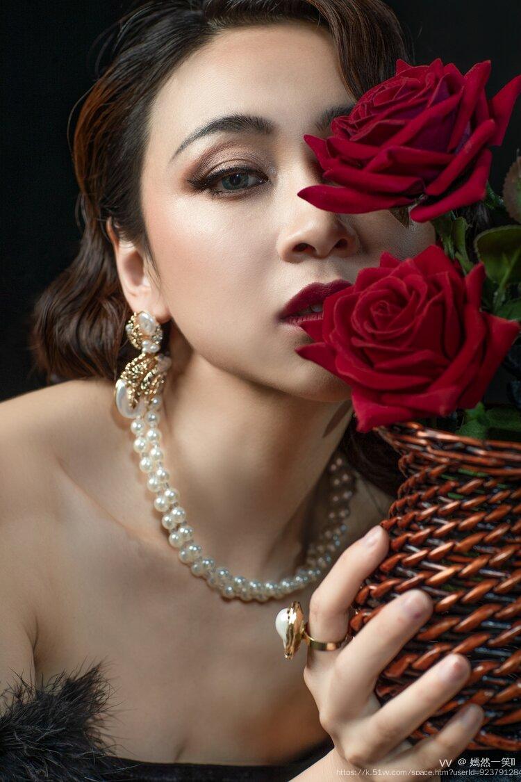 嫣然一笑🌹