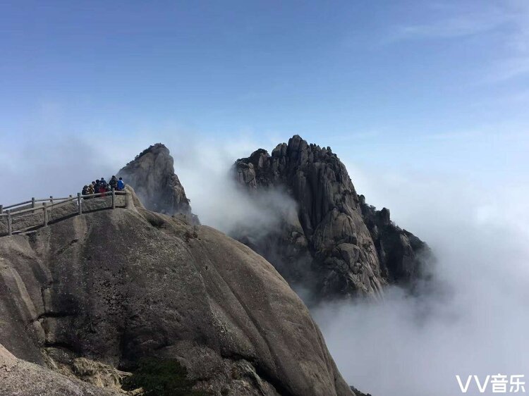 念念