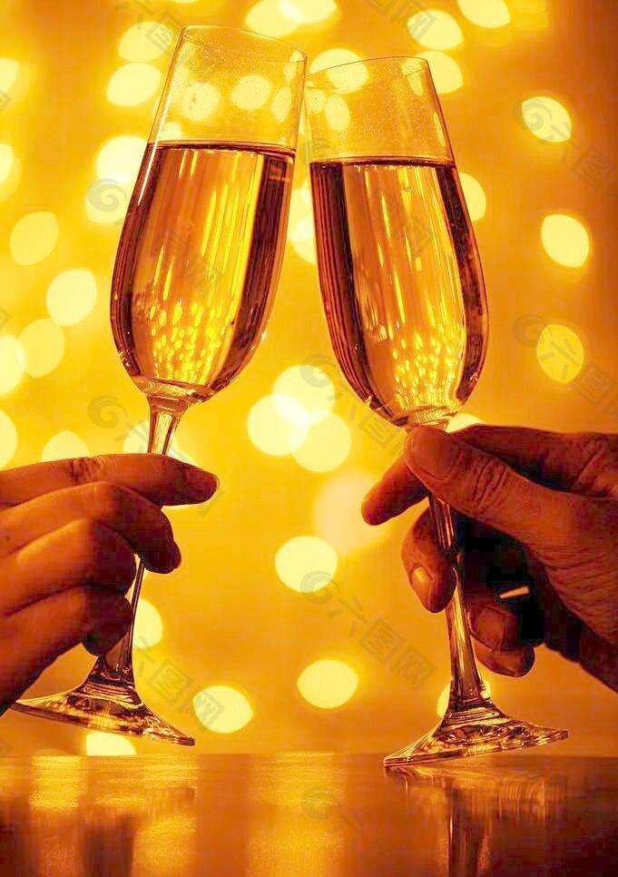 《敬2020一杯酒·我先干为敬》