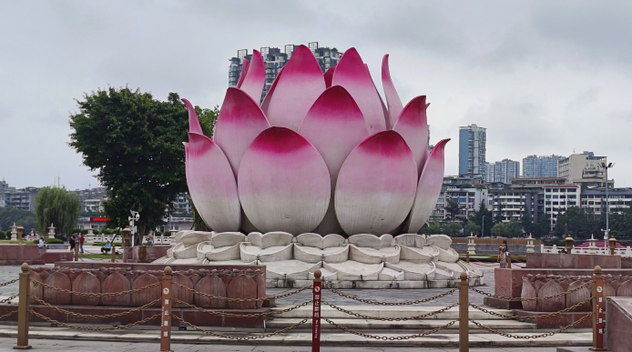 雪儿🎤V娱热点