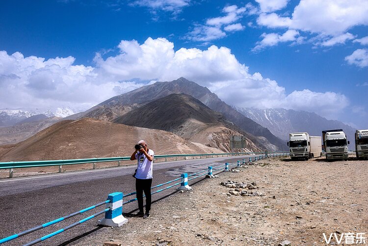 从喀什到塔什库尔干,全程300公里,沿314国道(中巴友谊公路)一路向南