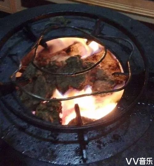 草原额吉的炉火