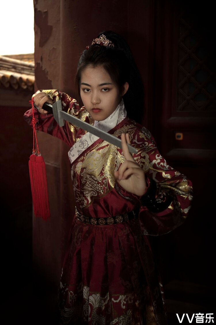 女公子反串锦衣卫