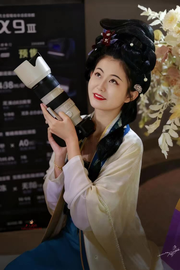 曹大林《美摄群主》