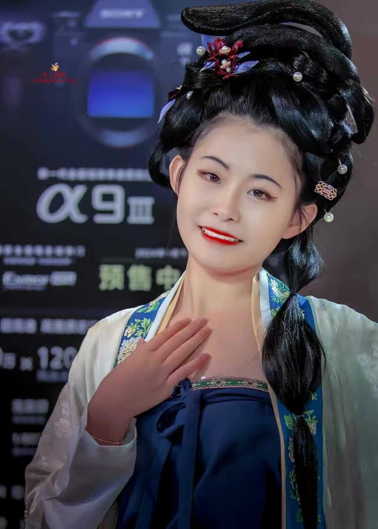 曹大林《美摄群主》