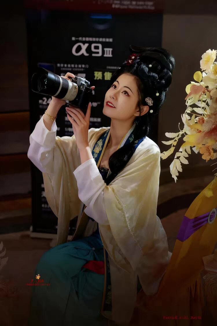 曹大林《美摄群主》