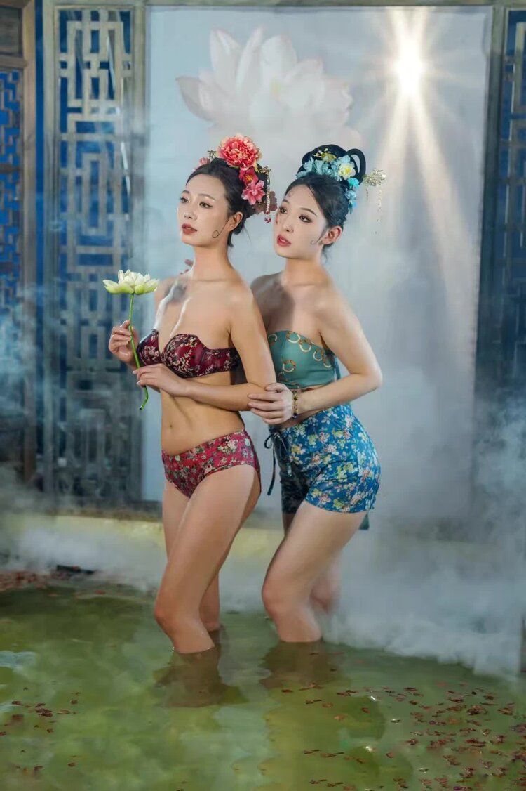 曹大林《美摄群主》